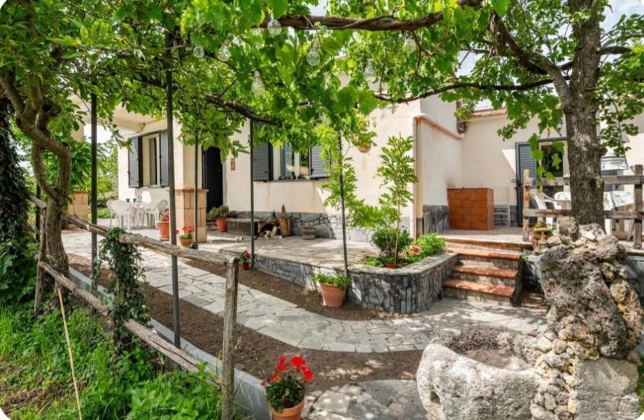 Villa Etna, Salvia E Rosmarino Maletto Exterior foto